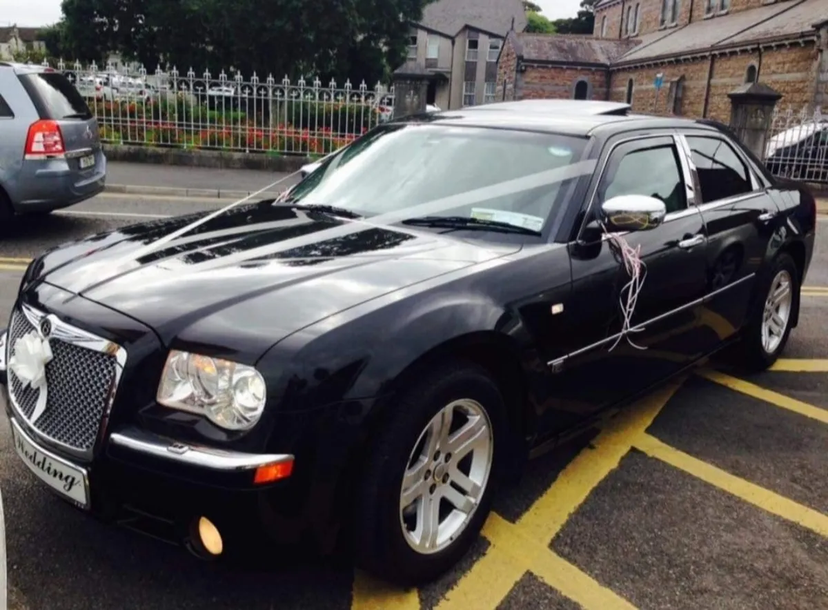 Chrysler 300c wedding car - Image 3