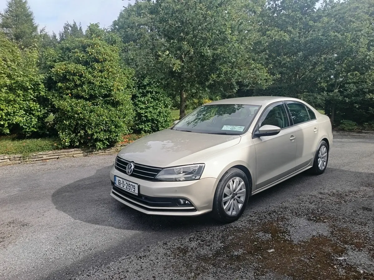 Volkswagen Jetta 2.0TDI 110BHP Comfortline - Image 3
