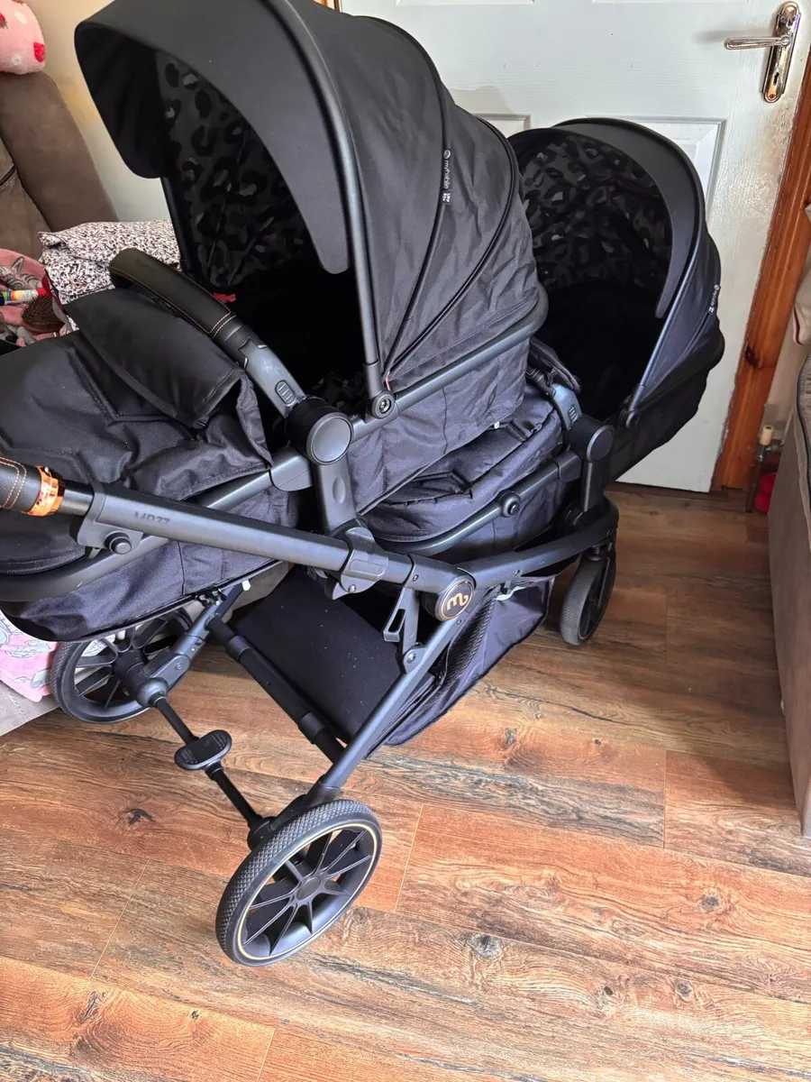 My babiie double stroller (brand new) - Image 2