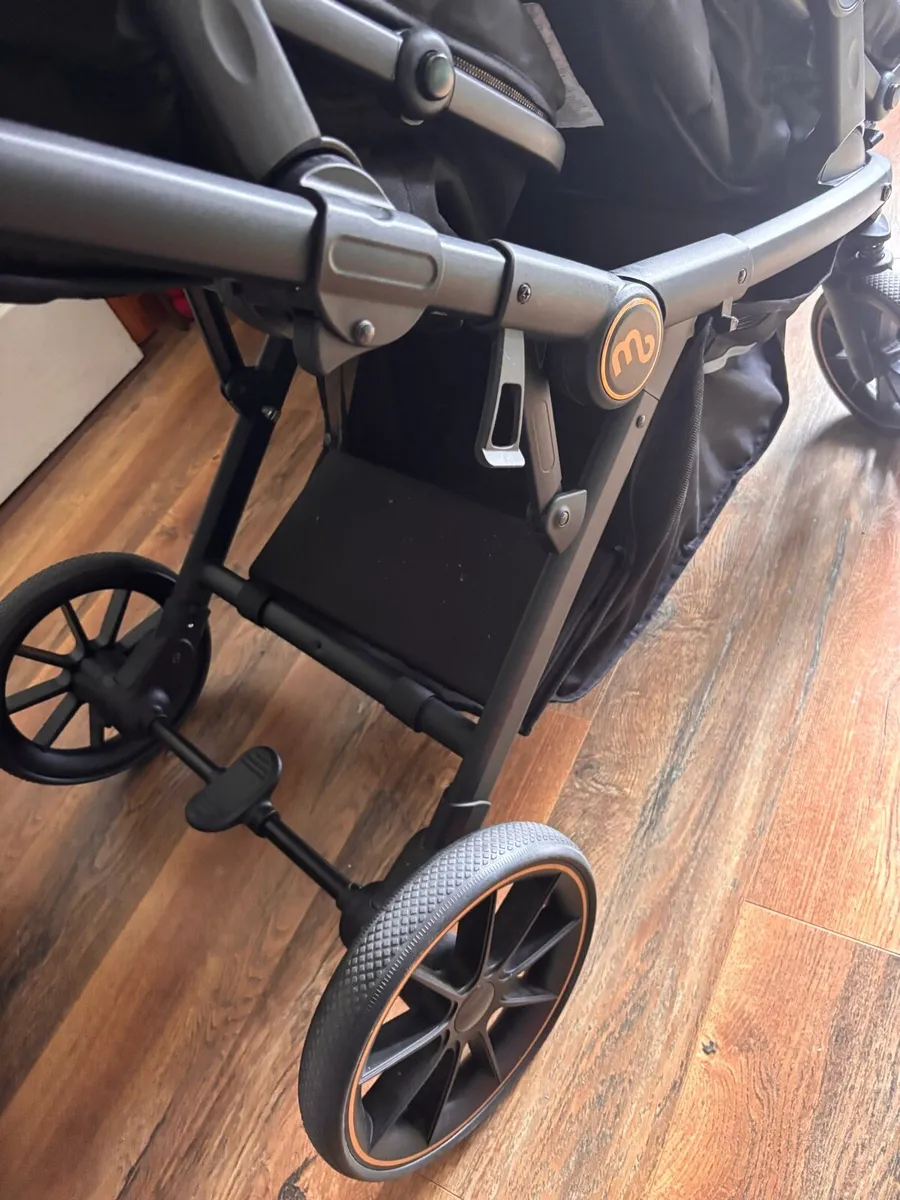 My babiie double stroller (brand new) - Image 3