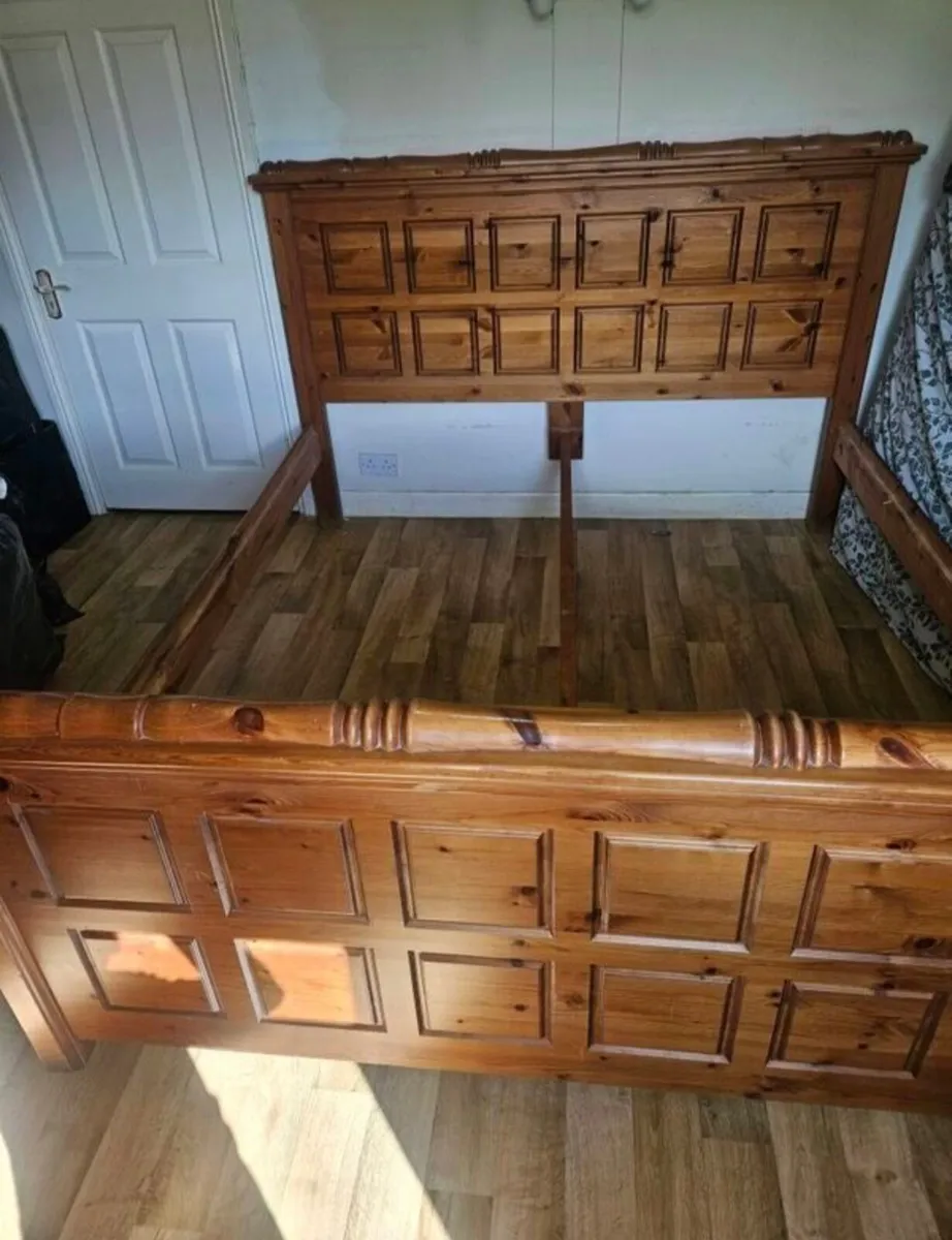 Bed frame - Image 2