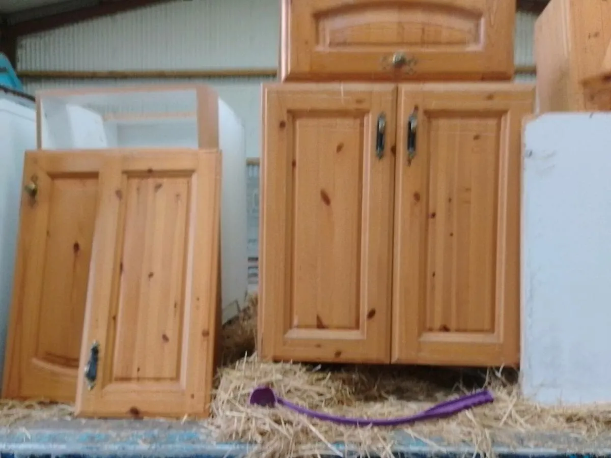 Kitchen units - Image 4