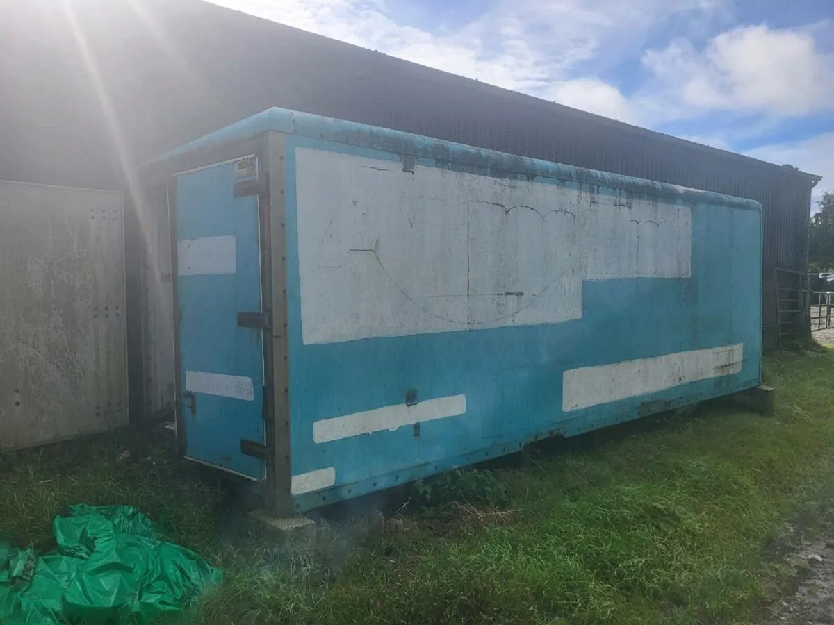 Container