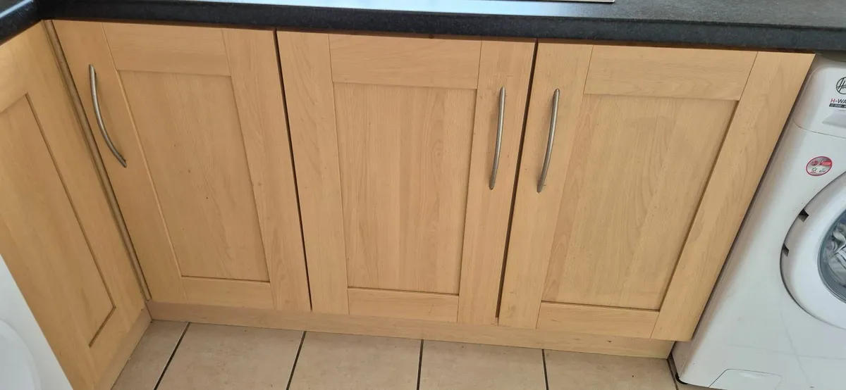 Kitchen utility units. - Image 2