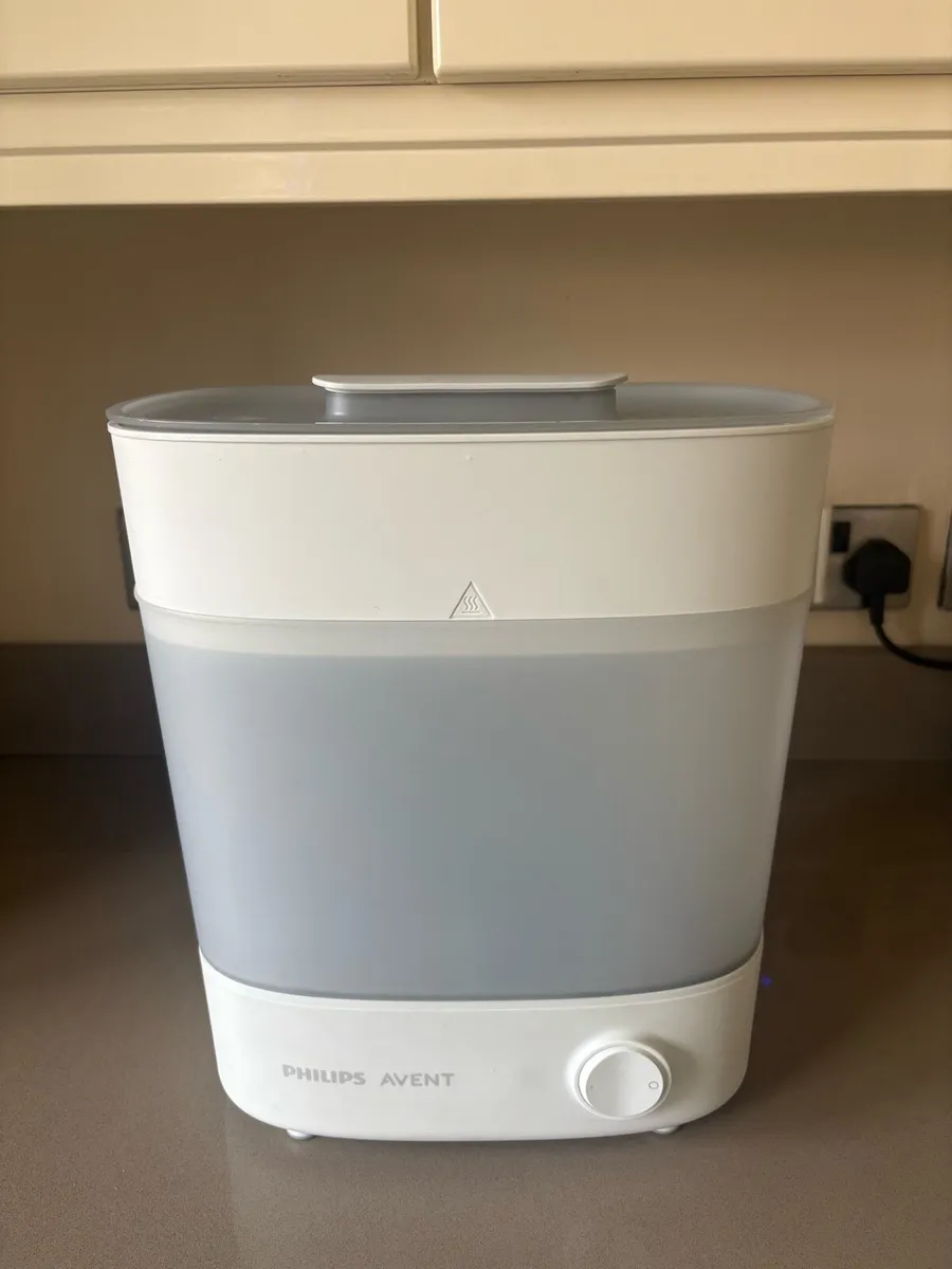 Philips Avent bottle Steriliser - Image 1