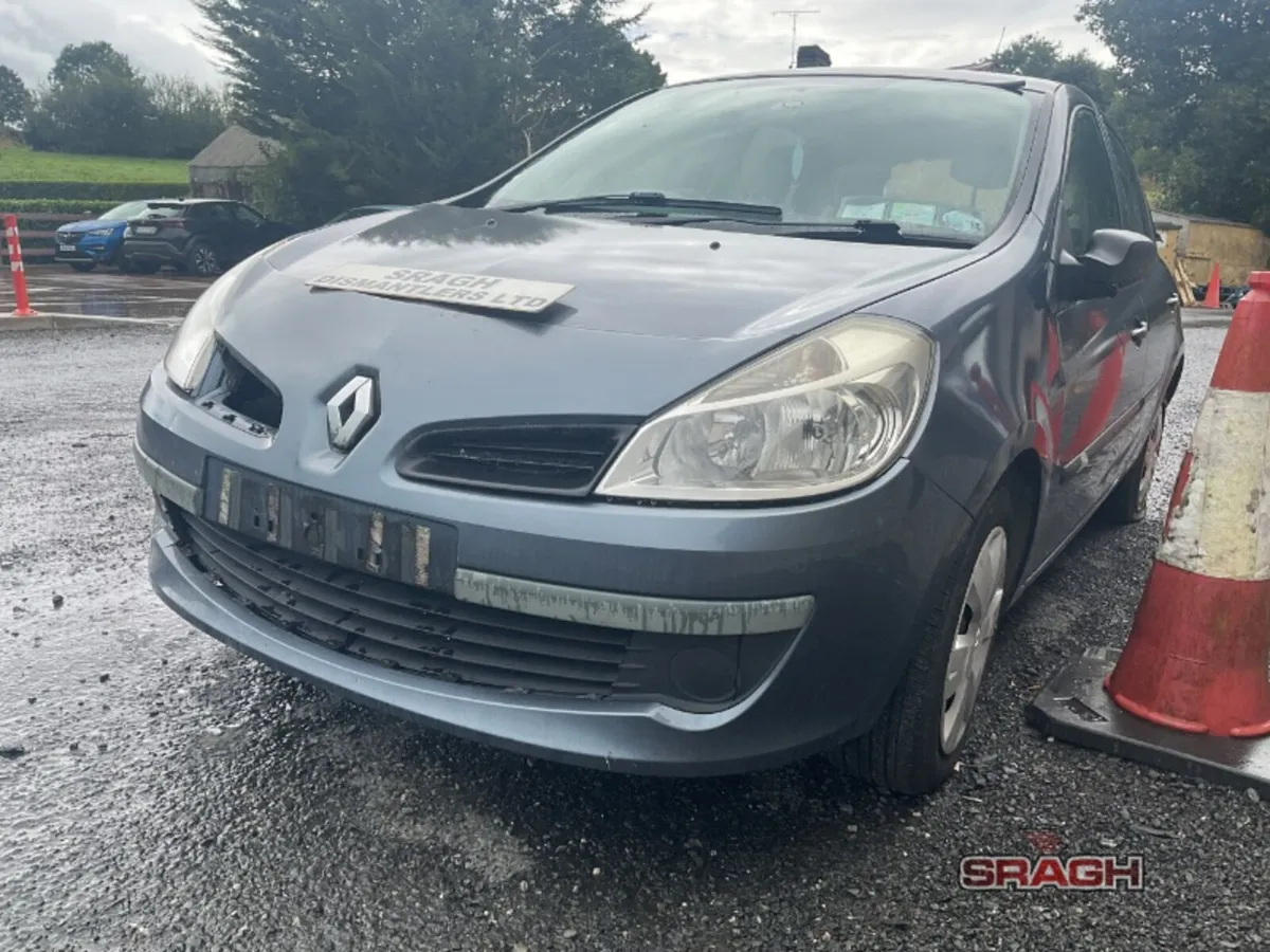 RENAULT CLIO COLLECTION - Image 2