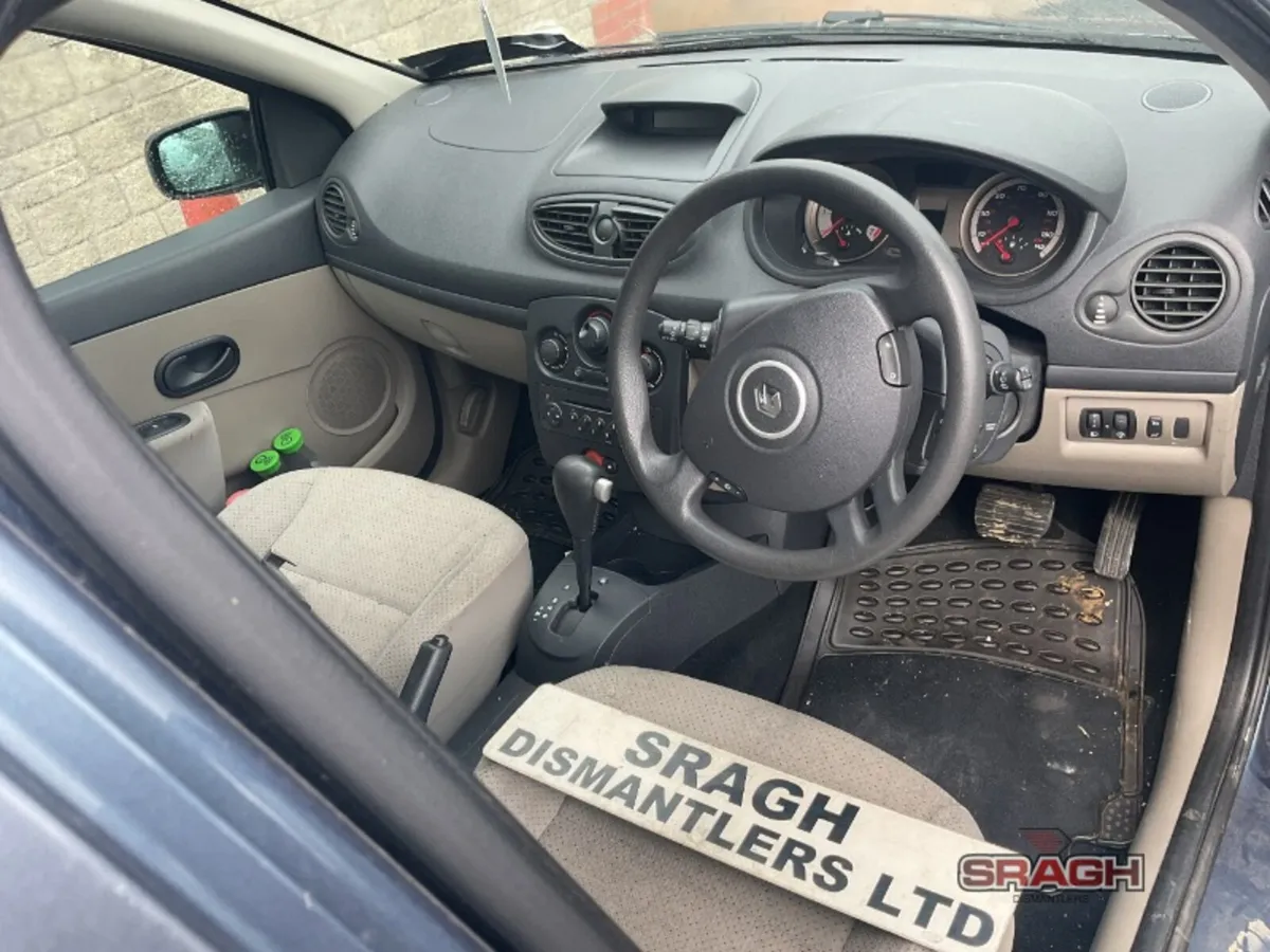 RENAULT CLIO COLLECTION - Image 4