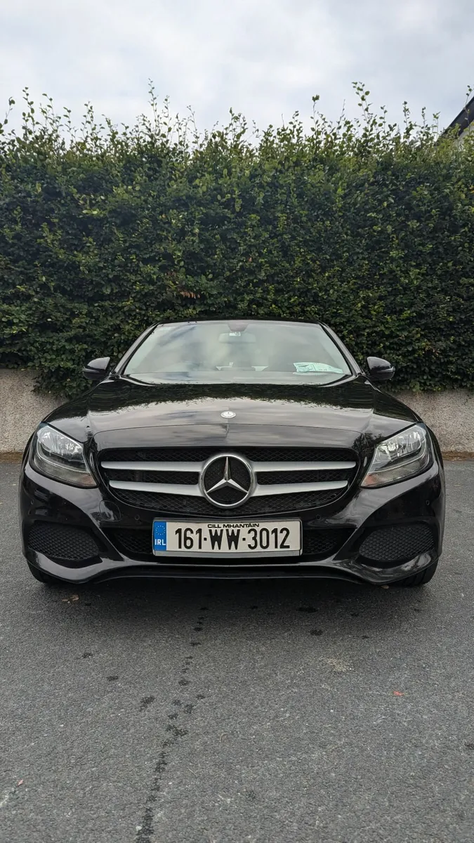 Mercedes-Benz C-Class 220D - Image 1