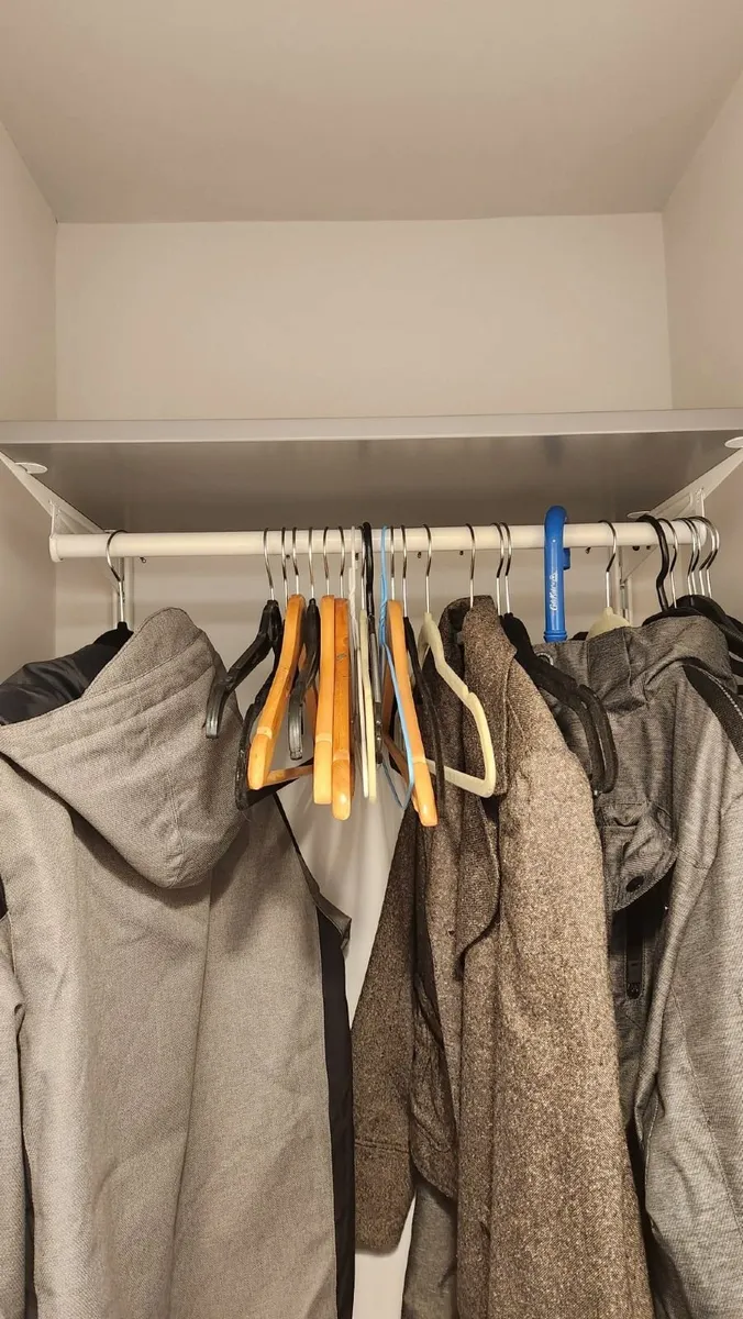 IKEA Boaxel Wardrobe 62x40x201 - Image 4