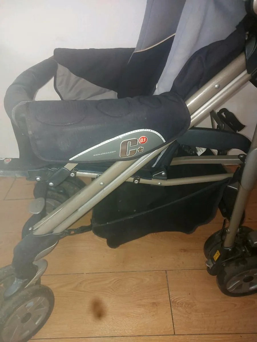 Chicco buggy - Image 4