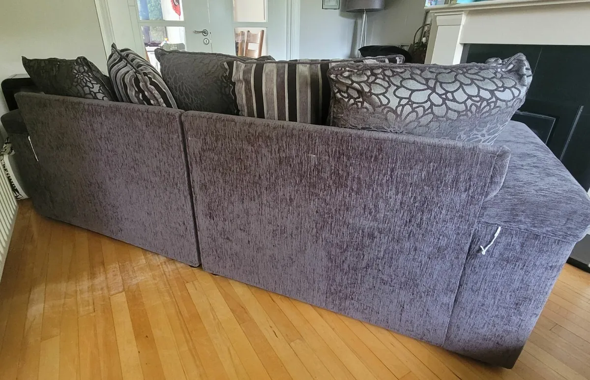 4 seater sofa and swivel cuddler chair - Image 4