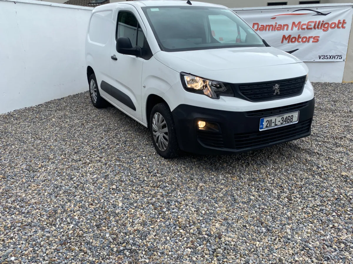 2021 Peugeot Partner Professional - Image 1
