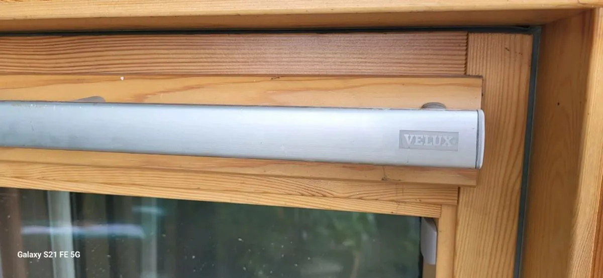 1 Velux sky windows - Image 4