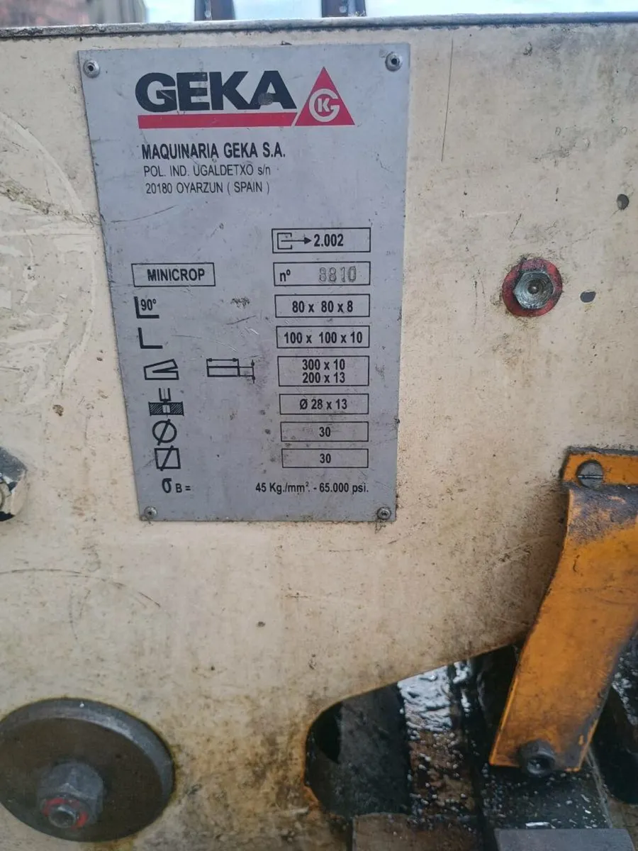 Geka Iron metal worker punch - Image 2