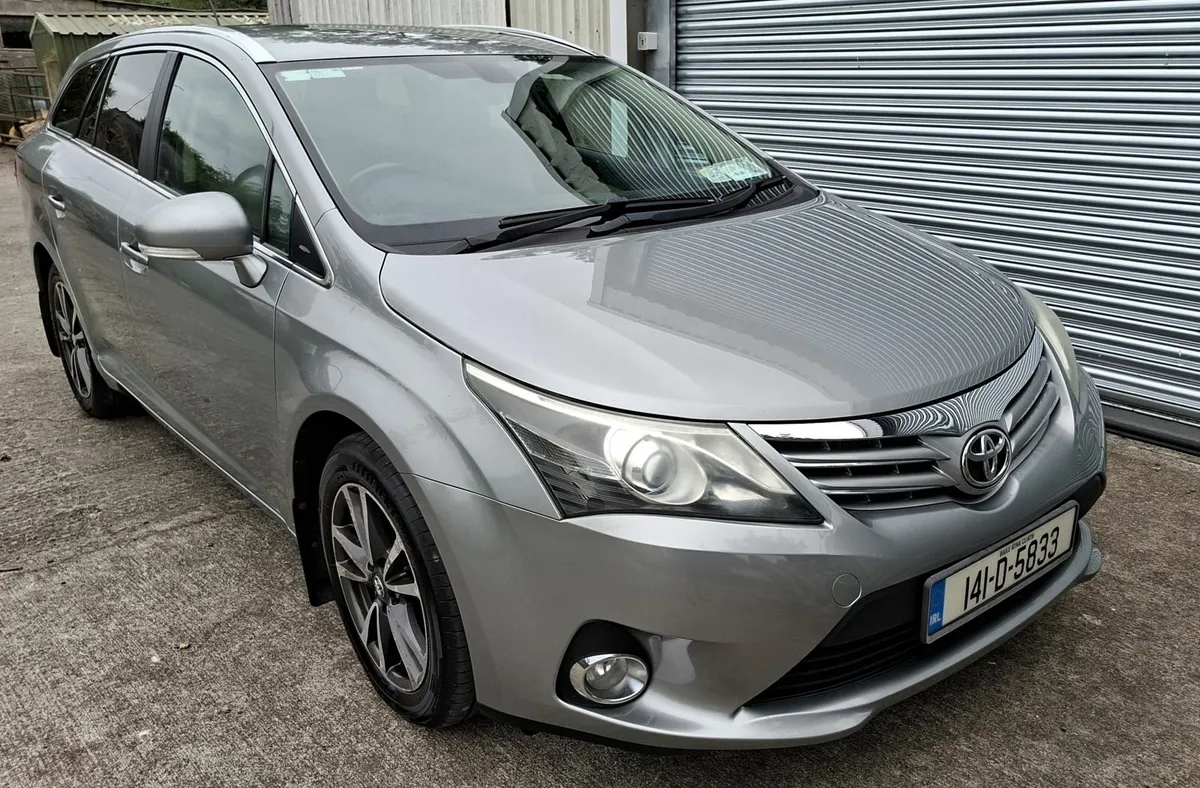 Toyota Avensis 2014 - Image 2