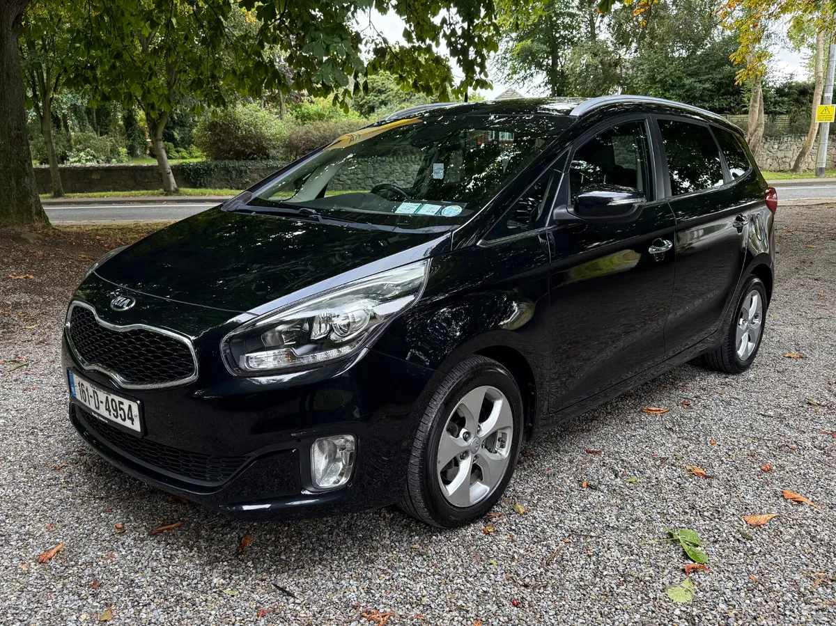 Warranty Kia Carens 7 Seater Diesel Low Miles - Image 3