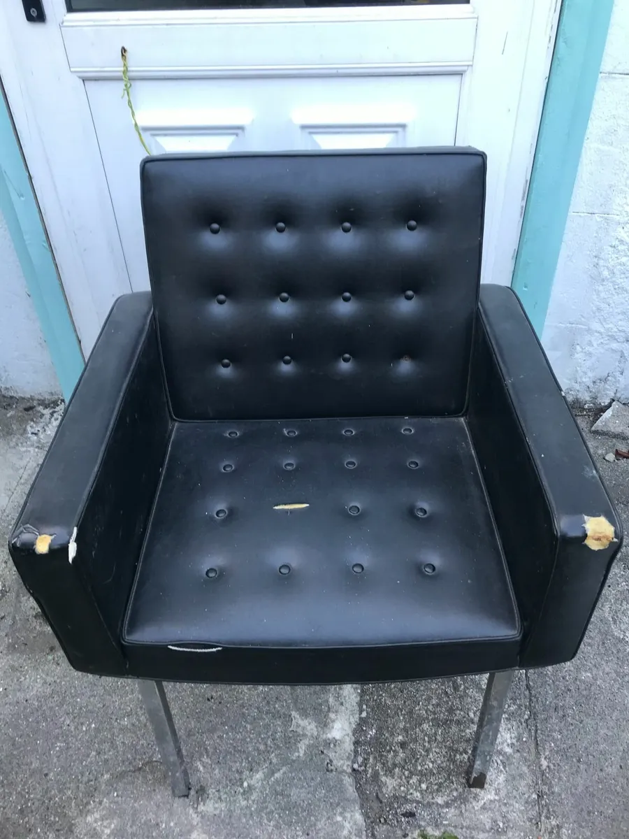 Vintage Knoll style armchairs - Image 1