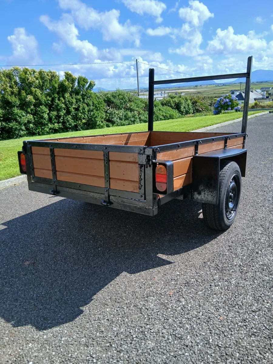 Trailer - Image 2