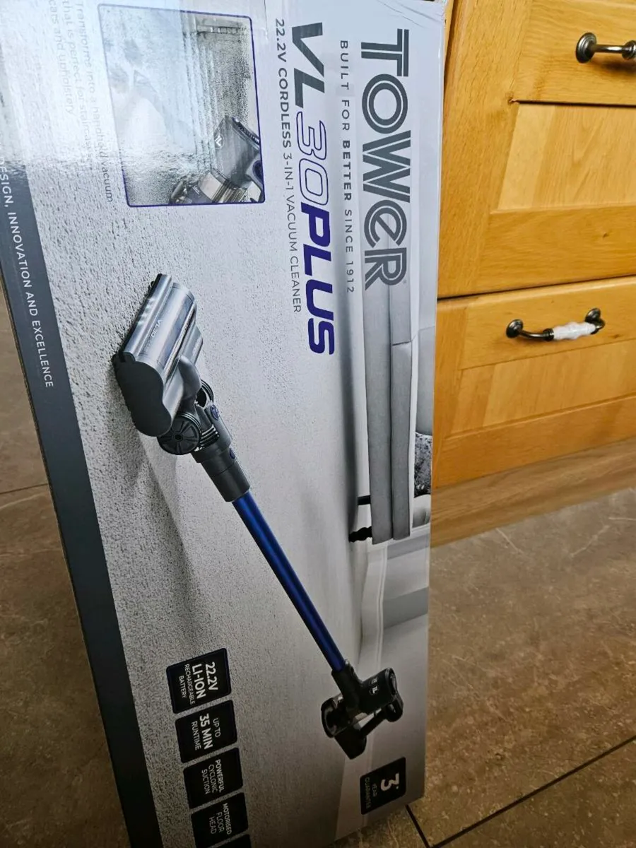 TOWER VL30 PLUS VACUUM CLEANER - Image 1