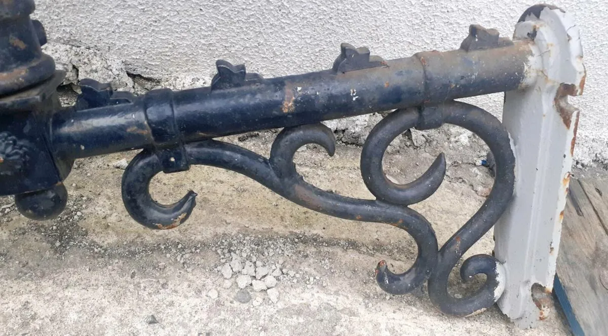 Lamps cast iron. - Image 2