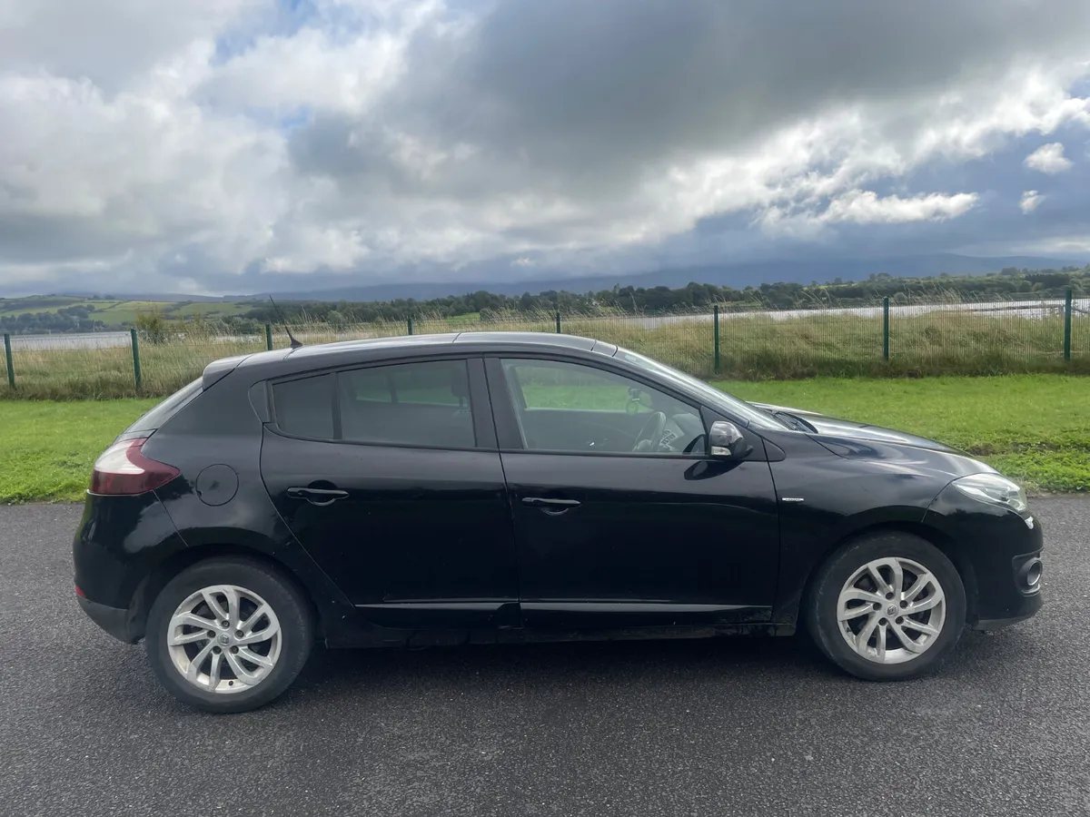 Renault Megane 2015, low milage , belt done - Image 2