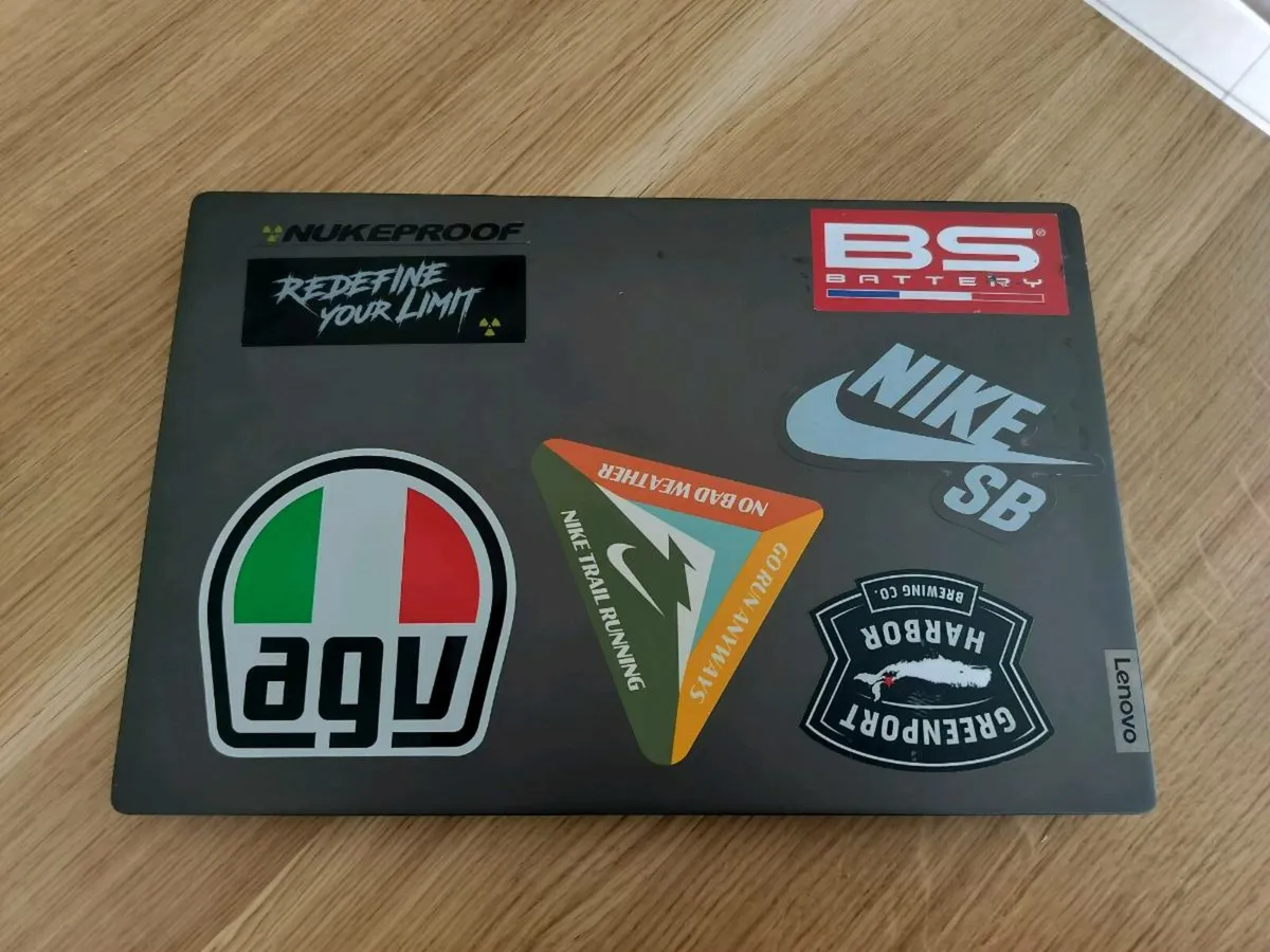 Lenovo IdeaPad 5 14IIL05 - Image 2