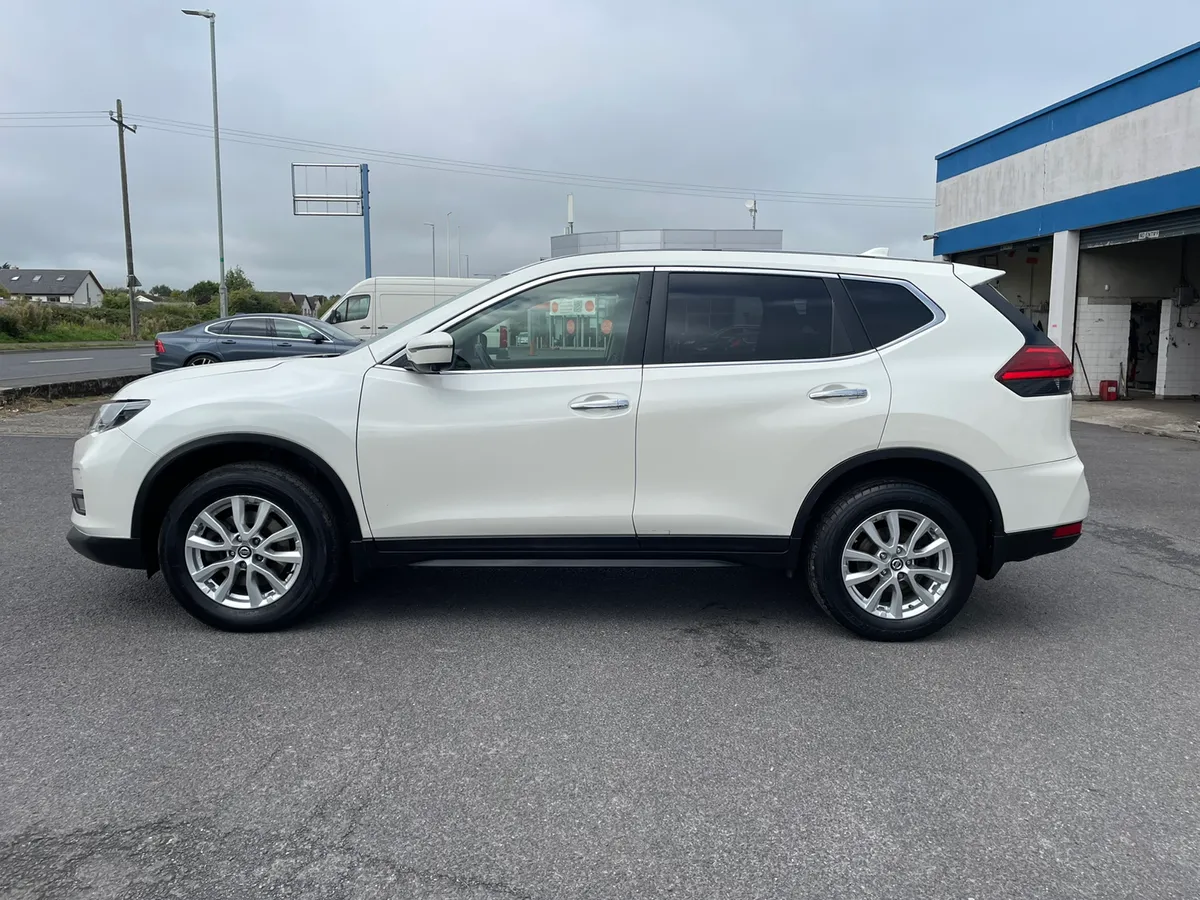 Nissan X-Trail 2018//7 SEATER//PAN ROOF - Image 4