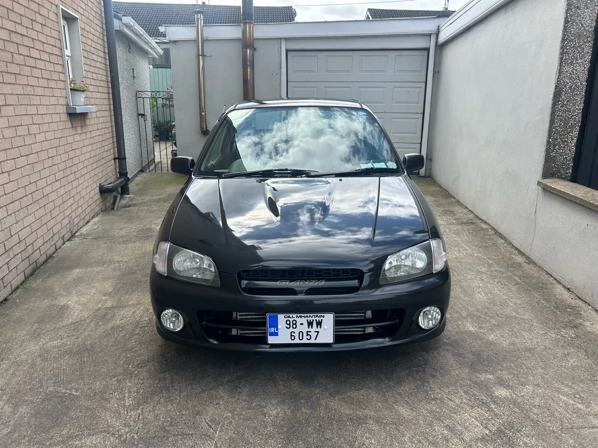 Toyota Glanza V 1.3 Turbo - Image 1