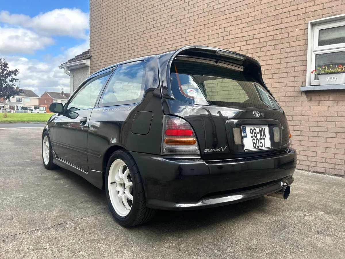 Toyota Glanza V 1.3 Turbo - Image 4