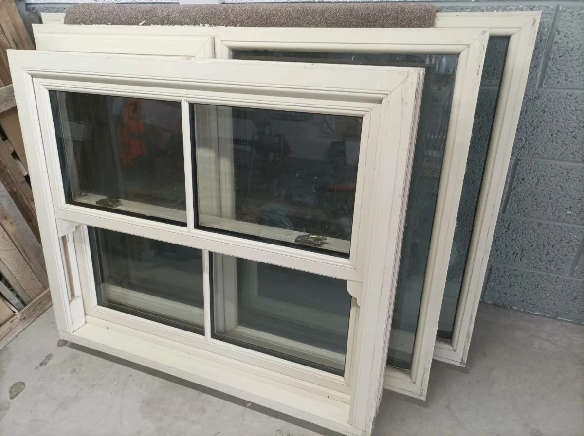 Sash window - Image 2