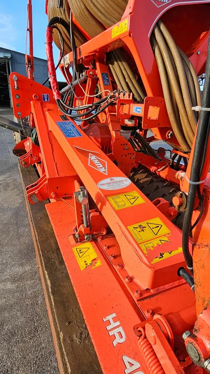 Kuhn one pass corn drill - Image 3
