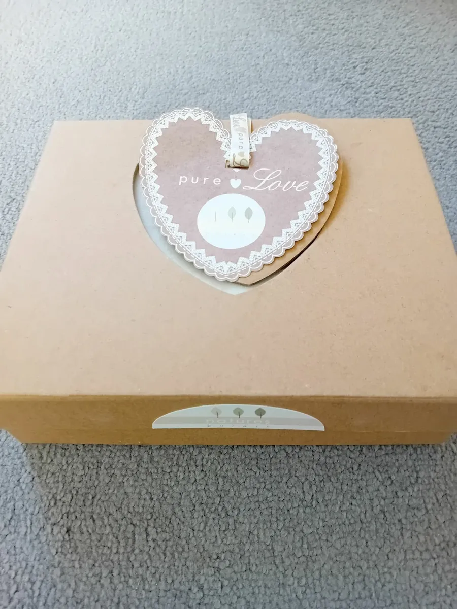 Baby book - Image 1