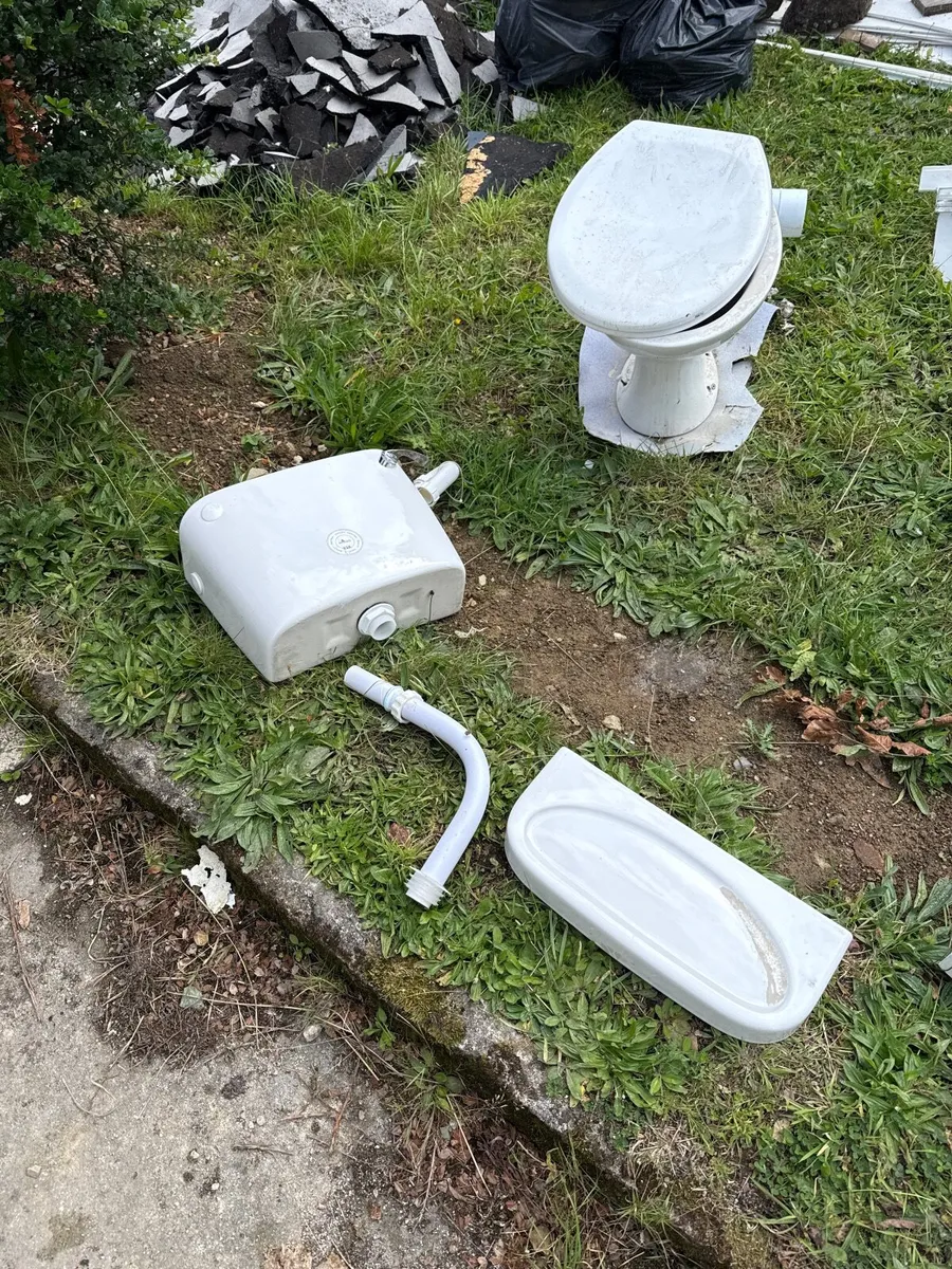 Toilet - free to take