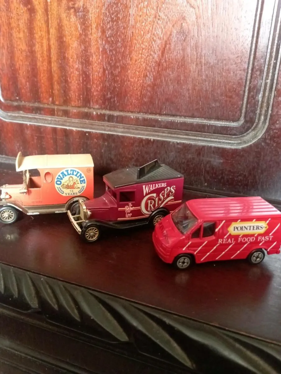 VINTAGE DIE-CAST MODLES FROM  LLEDO &.GORGI. - Image 2