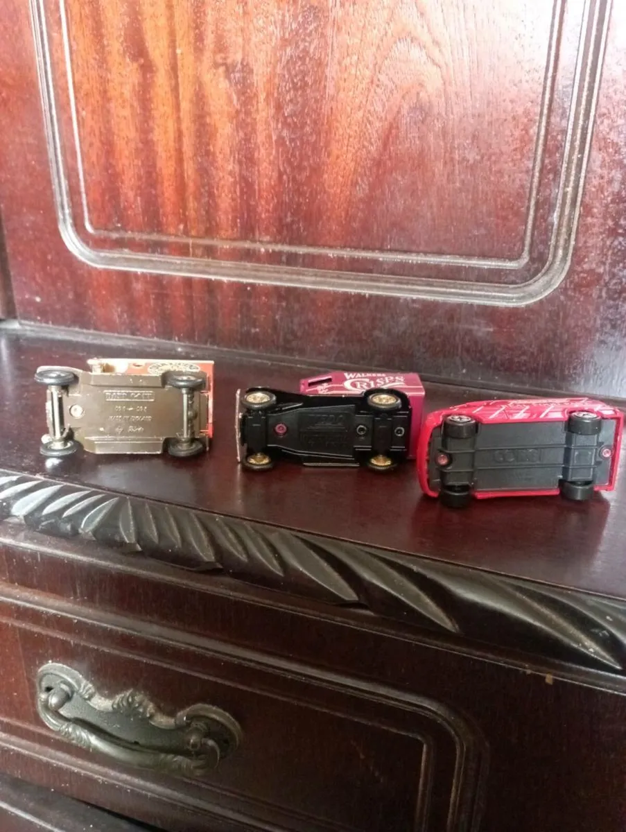 VINTAGE DIE-CAST MODLES FROM  LLEDO &.GORGI. - Image 3