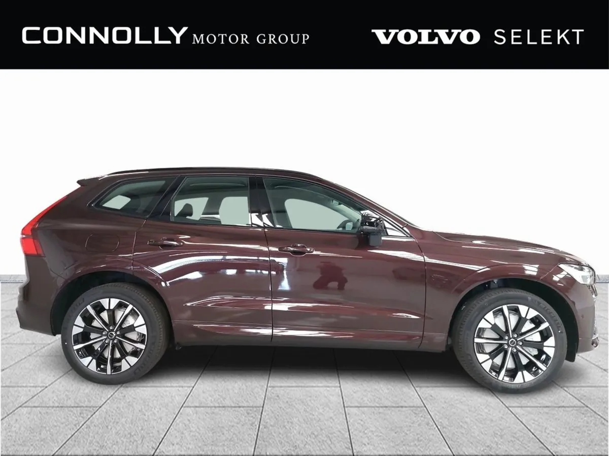 Volvo XC60 T6 AWD Phev Plus Dark - Image 3