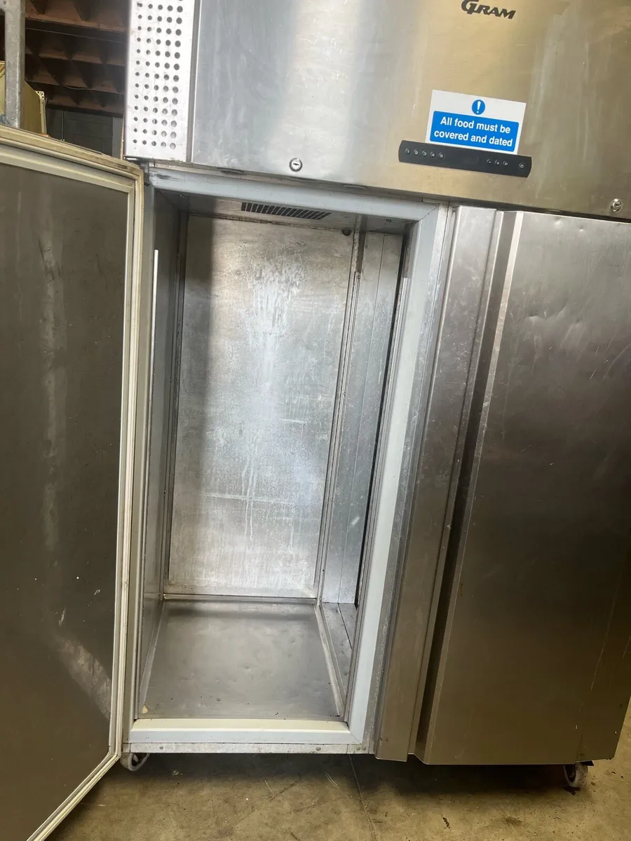 Double door Fridge - Image 3
