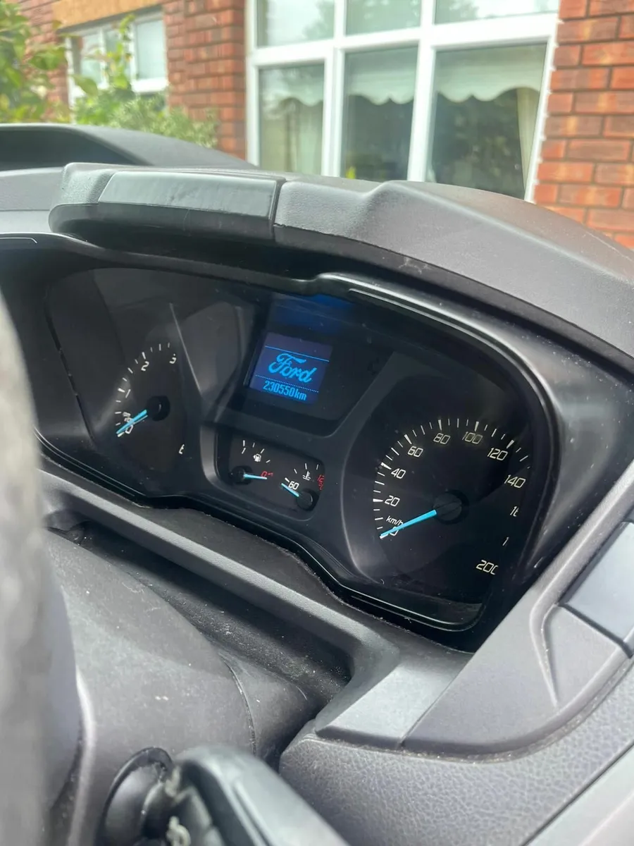 Ford Transit  Custom 9 seater 2017 - Image 1