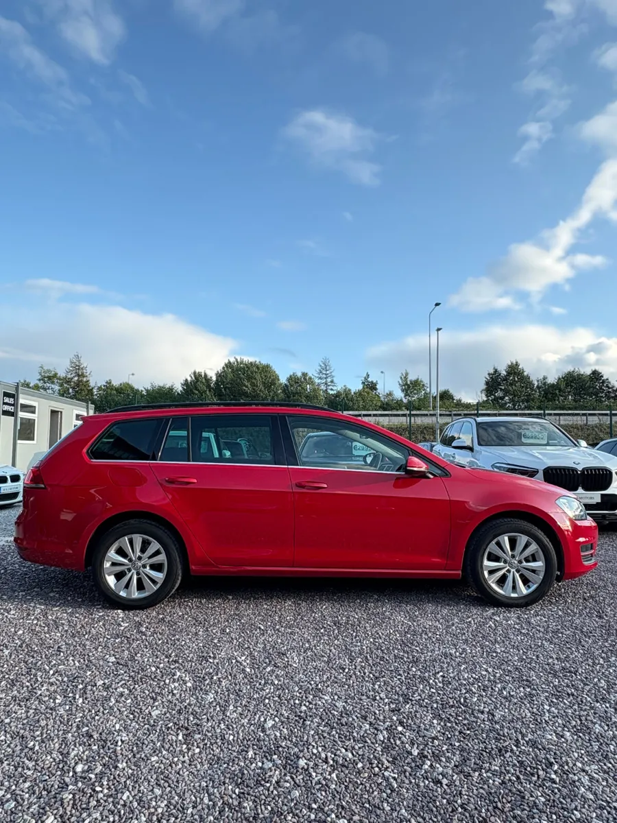 Volkswagen Golf Estate Variant 1.2 TSi Automatic - Image 2