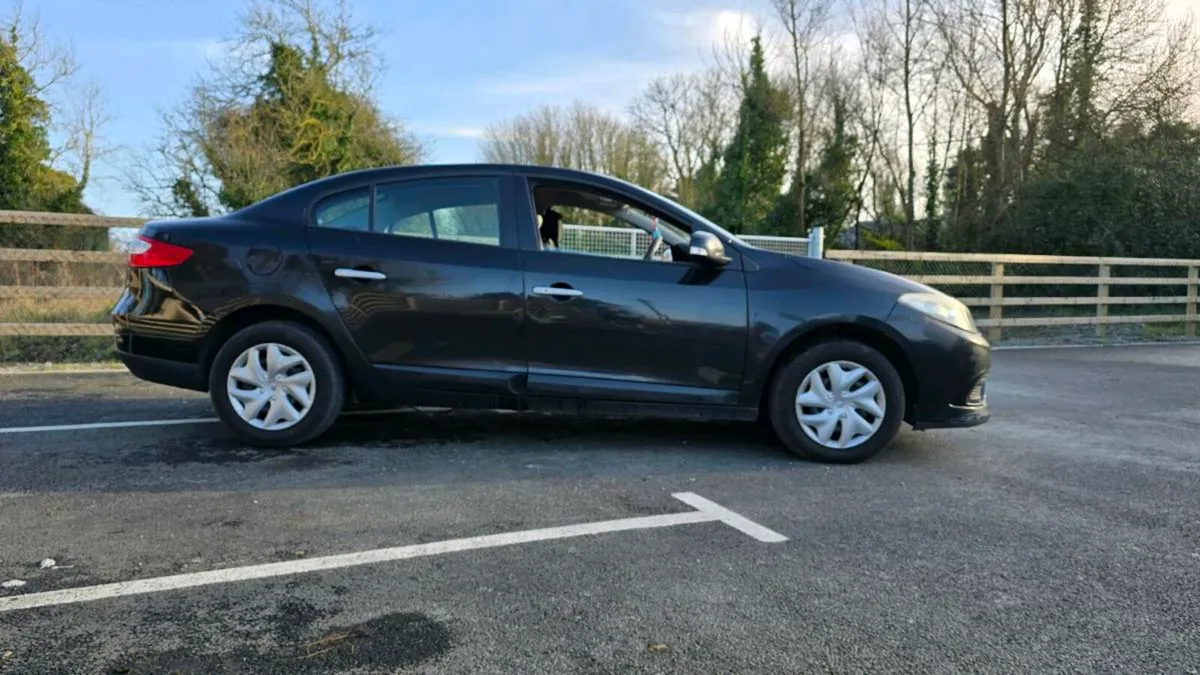 Renault Fluence 2013 NEW NCT and taxed - Image 2