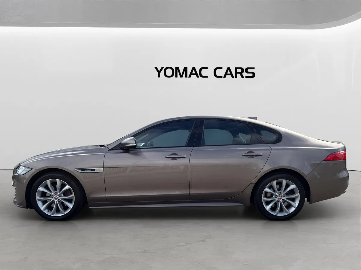 Jaguar XF 2.0D R SPORT 180BHP 2017 - Image 4