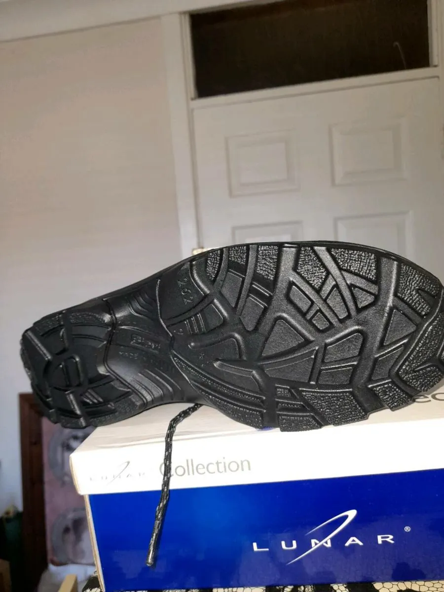 Safety shoes - Image 3