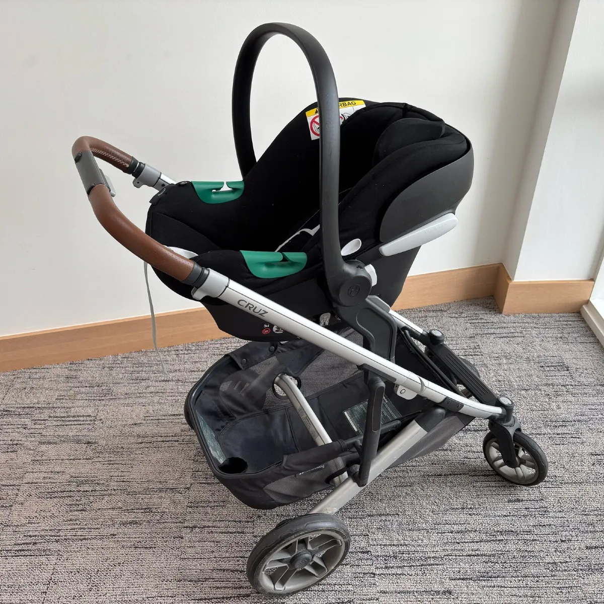 🌿 UPPAbaby travel system: carseat, isofix, buggy - Image 4