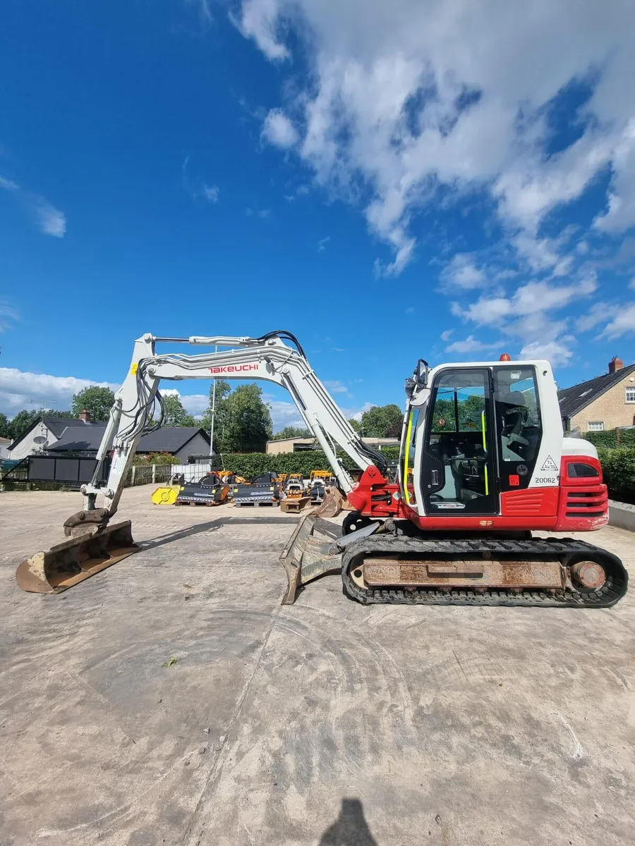 2020 TAKEUCHI TB290-2 - Image 1