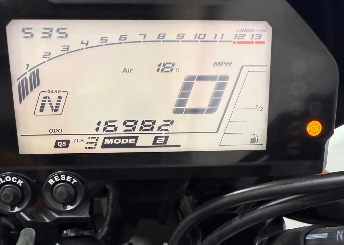 YAMAHA MT 10 2017 TRADE INS WELCOME - Image 3
