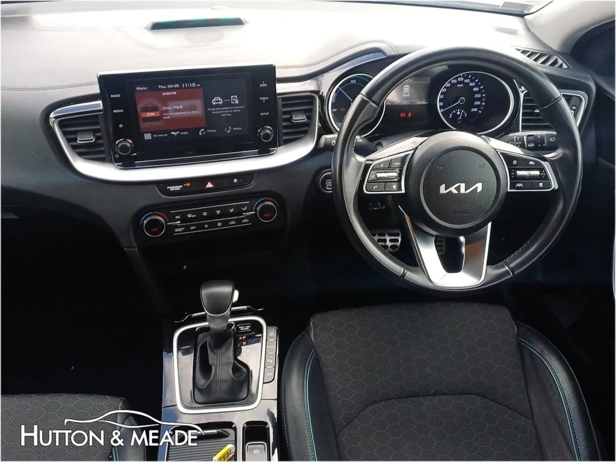 Kia Xceed PE Phev 1.6 Petrol 5dr - Image 4