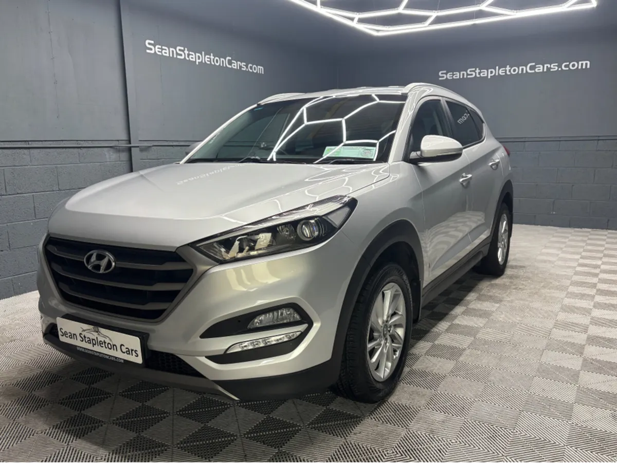 Hyundai Tucson IX35 COMFORT PLUS 5DR - Image 1