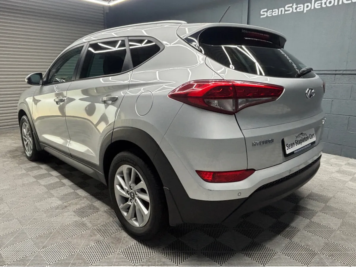 Hyundai Tucson IX35 COMFORT PLUS 5DR - Image 2