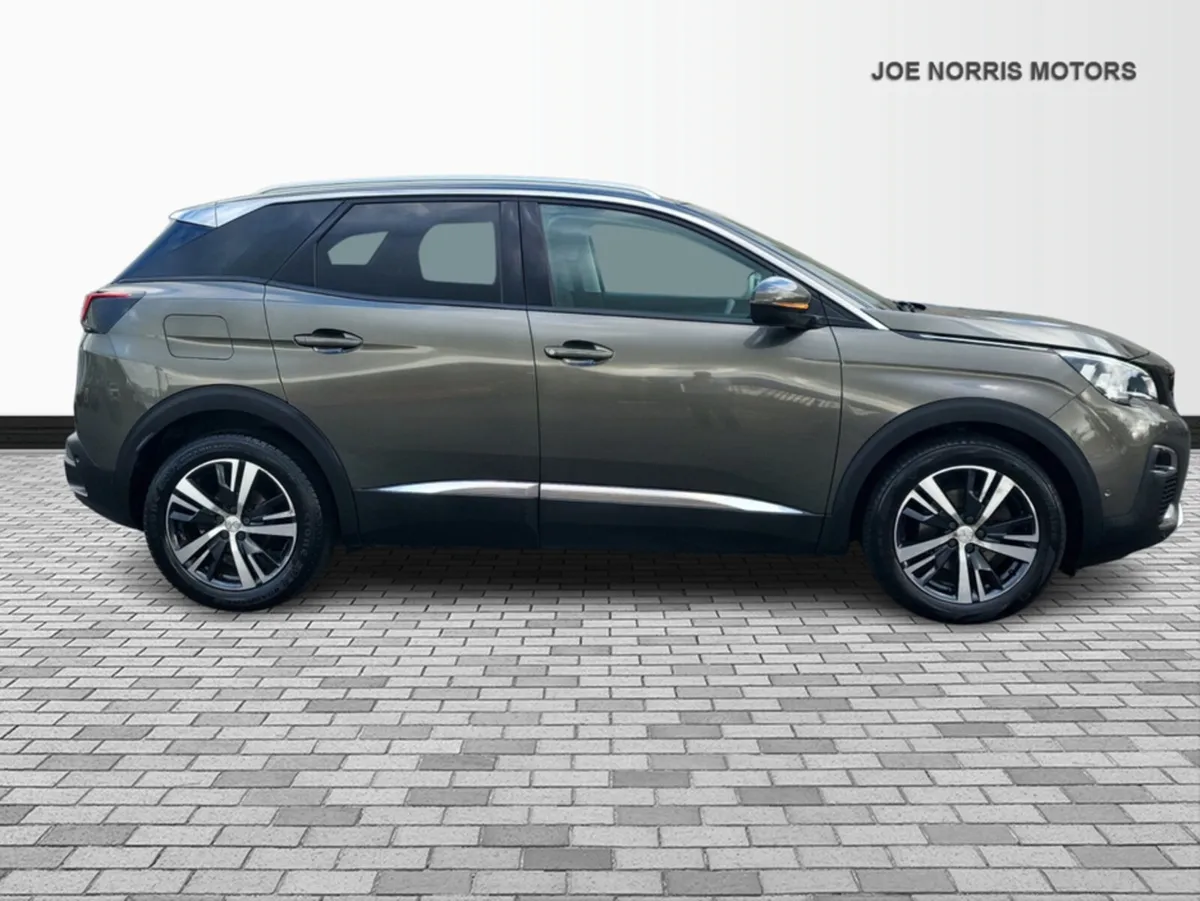 Peugeot 3008 ALLURE 1.6 BLUE HDI - Image 4