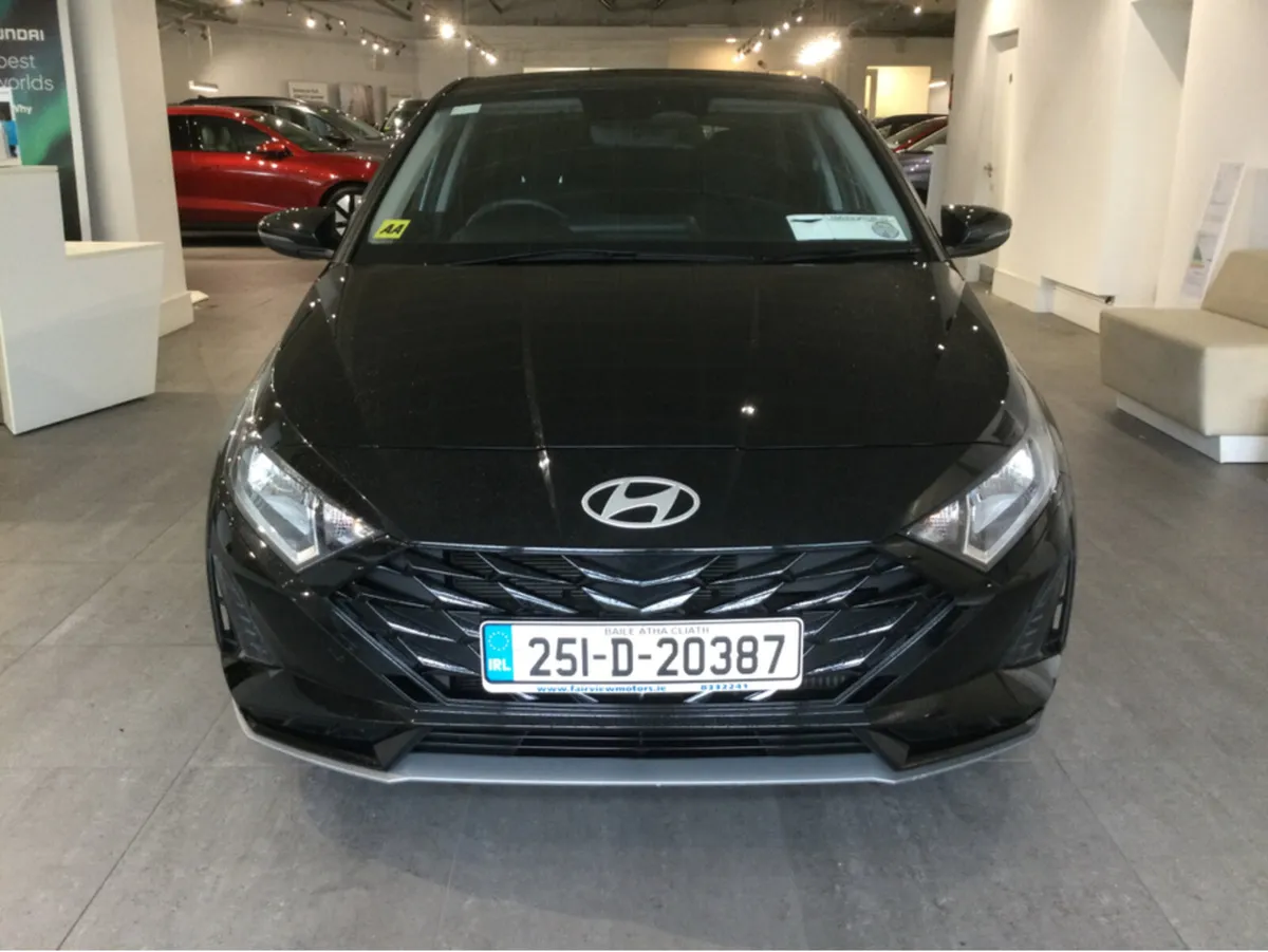 Hyundai i20 DELUXE PLUS AUTOMATIC - Image 4